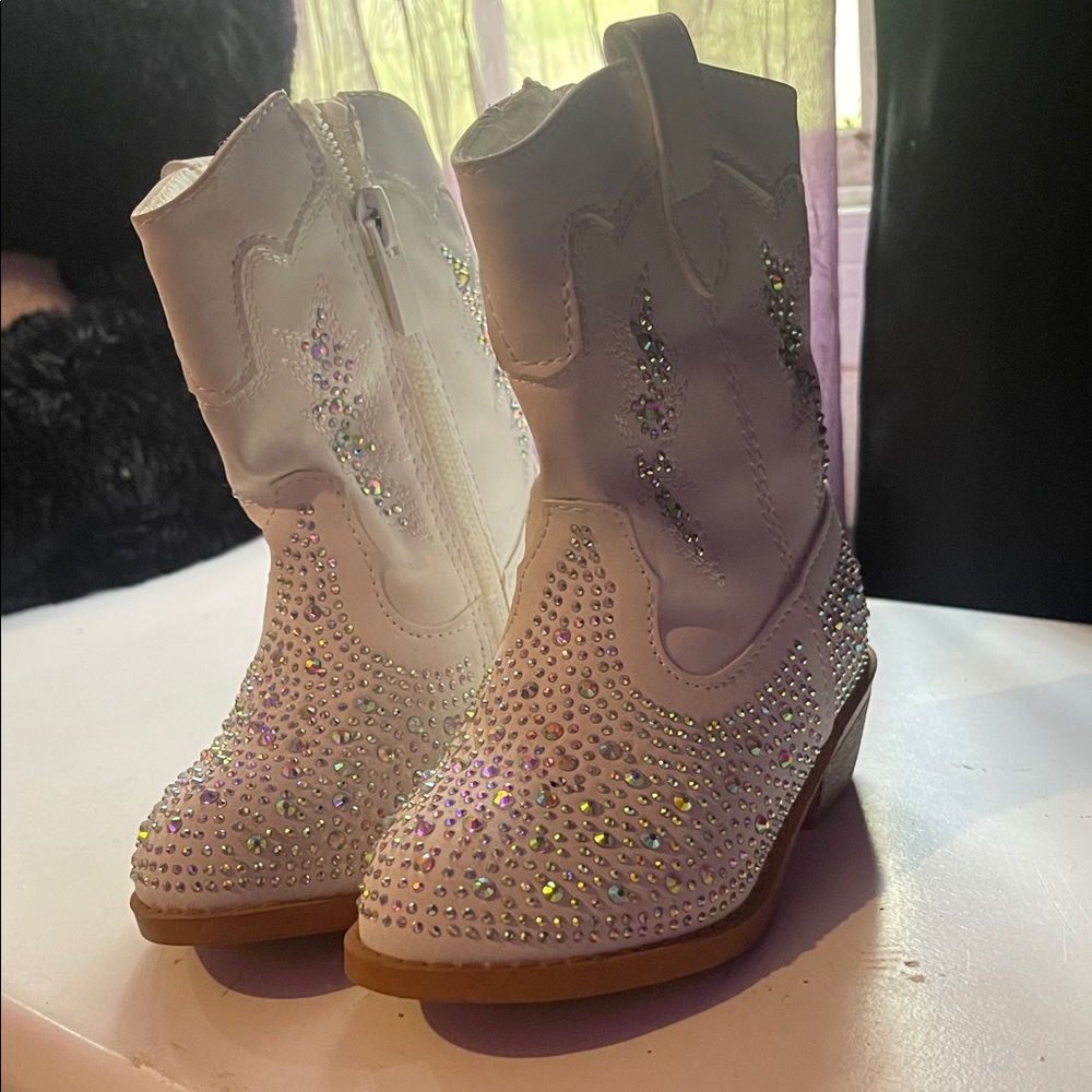 Link Kids White Sparkle Boots